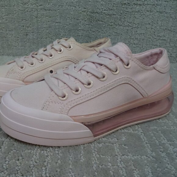 SHOES 53045 Sneak' Air Unisex Size 36 Pink Low Top Translucent Sole Sneakers - Picture 1 of 13